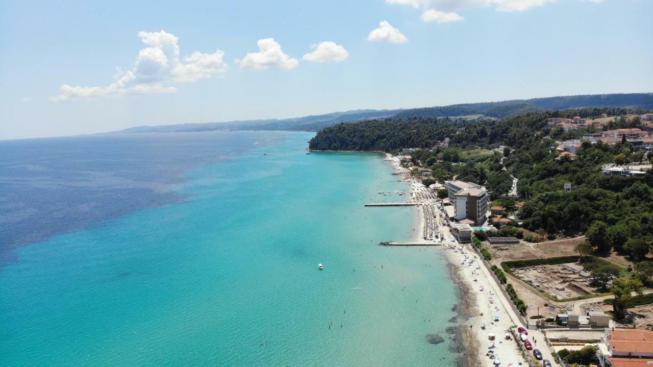 Anastasia Eleni * Kallithea (Chalkidiki)